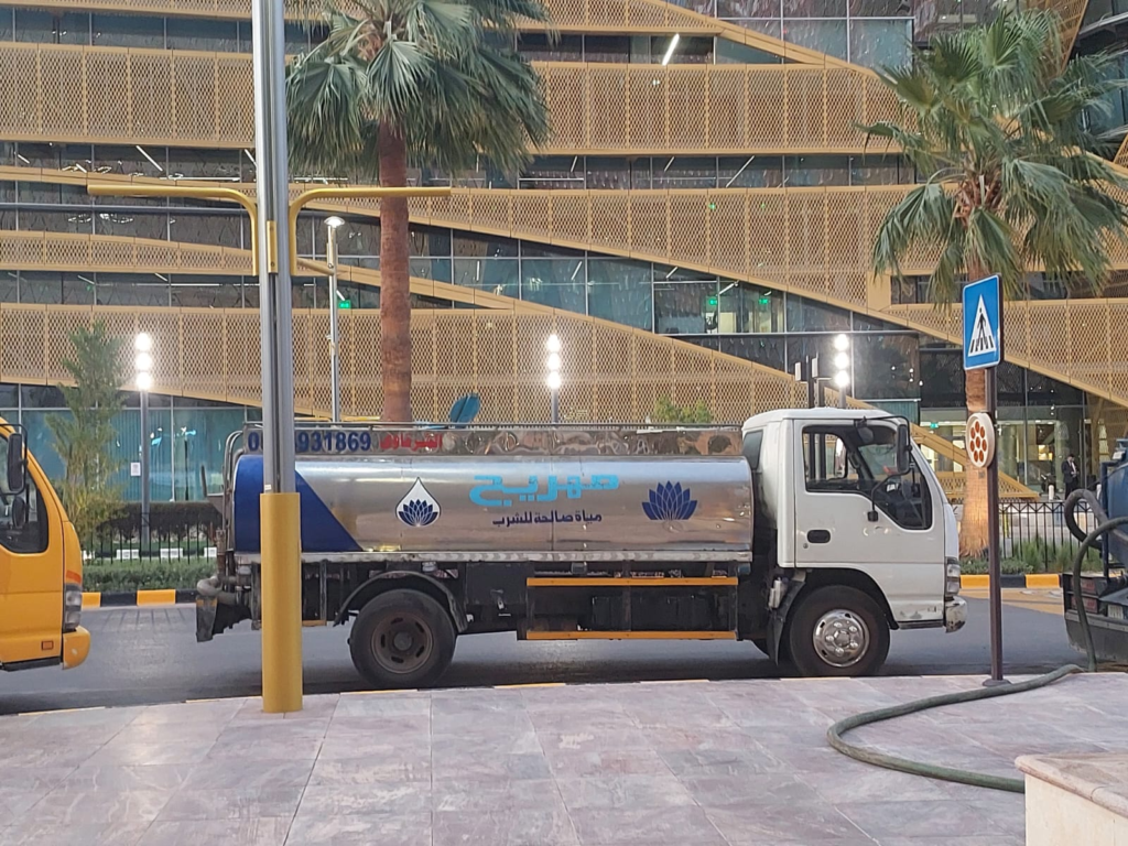 وايت مياه الرياض متوفر على مدار الساعه